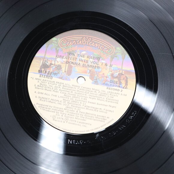 Donna Summer - On The Radio: Greatest Hits Volumes I & II Double-LP Set Vinyl - Picture 6 of 9